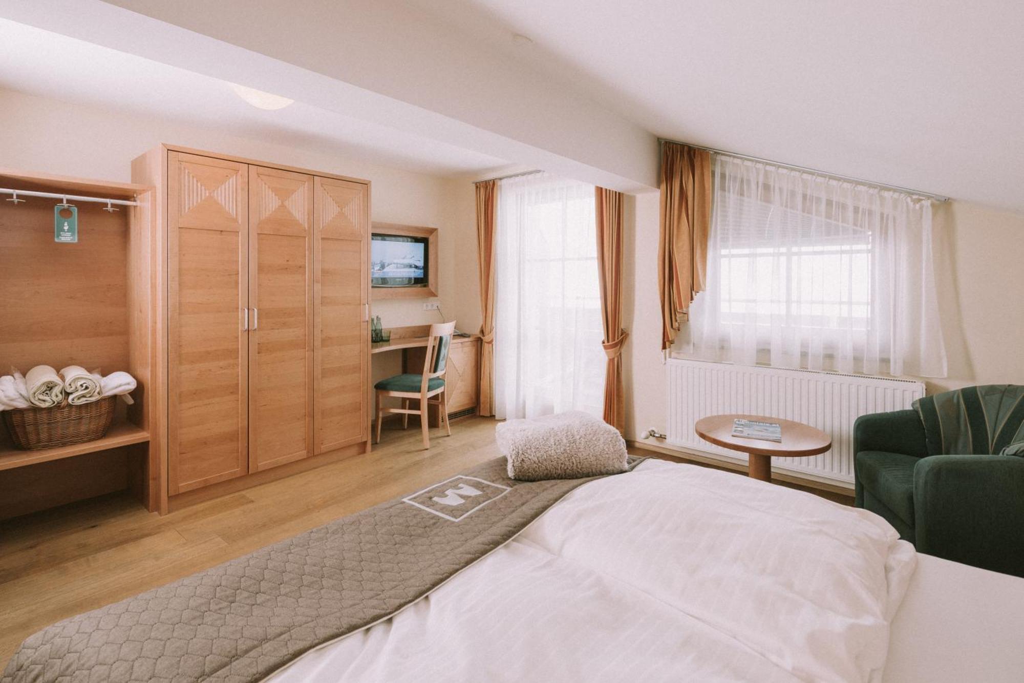 Hotel Montana Обертауерн Екстер'єр фото